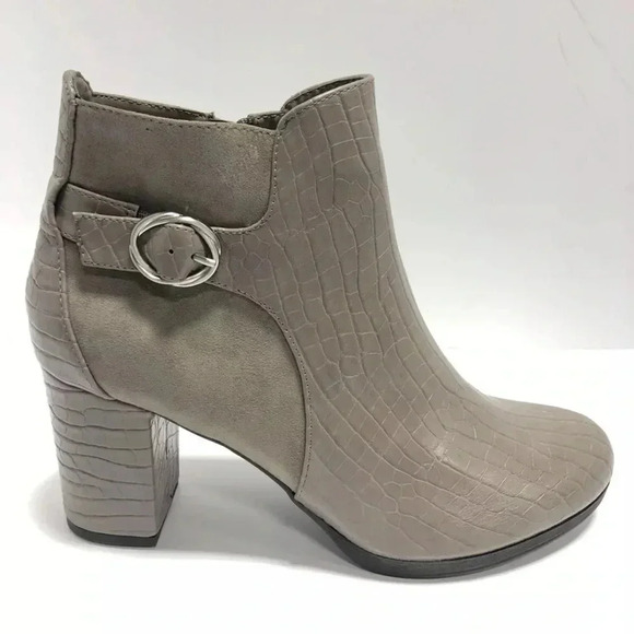 Bella Vita Leann II, Gray Ankle Boots, Size 8.5m NWOT - Picture 1 of 6
